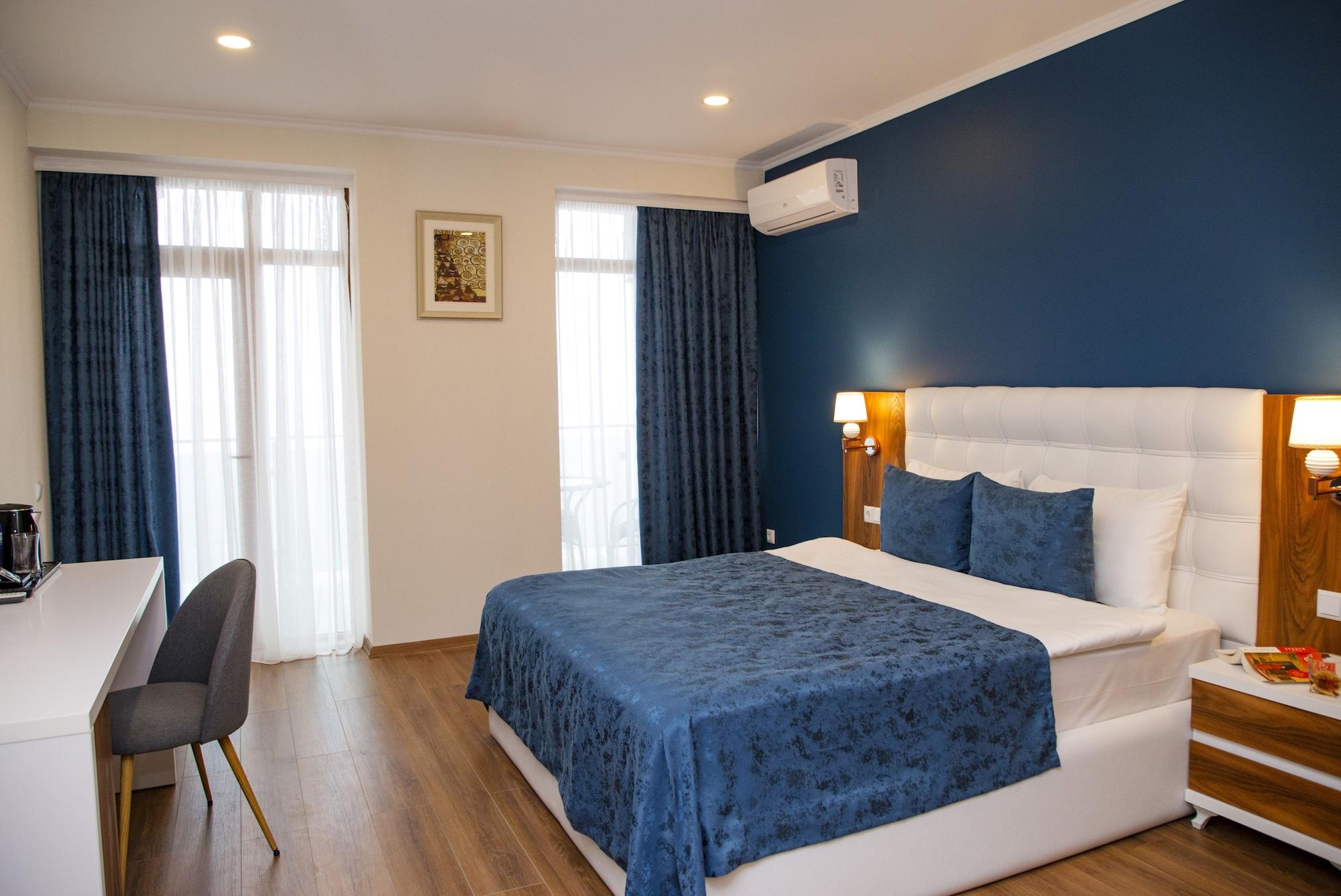 Aqua Batumi Hotel & Apartments Luaran gambar