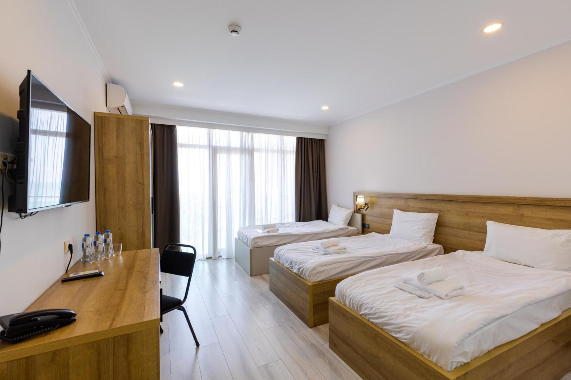 Aqua Batumi Hotel & Apartments Luaran gambar