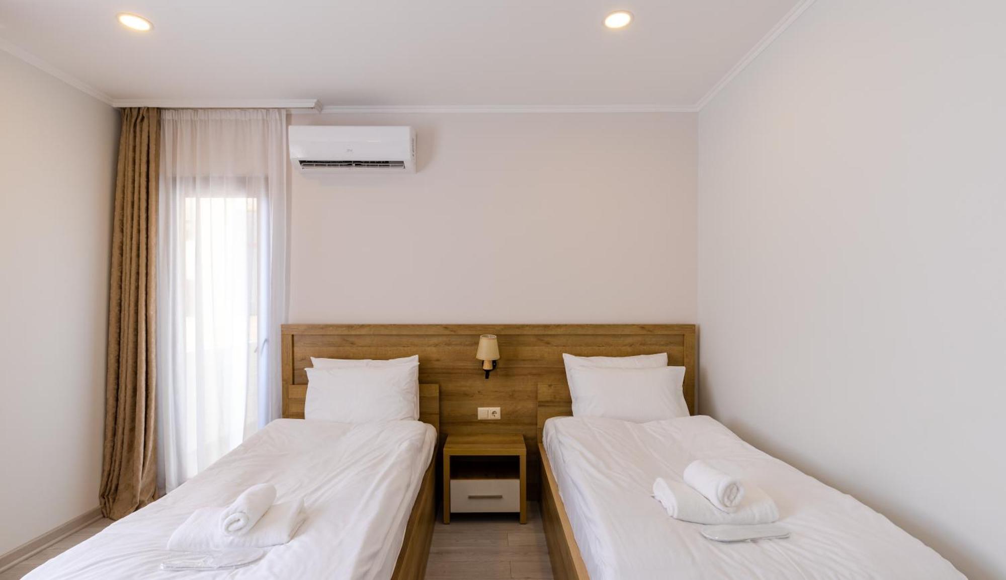 Aqua Batumi Hotel & Apartments Luaran gambar